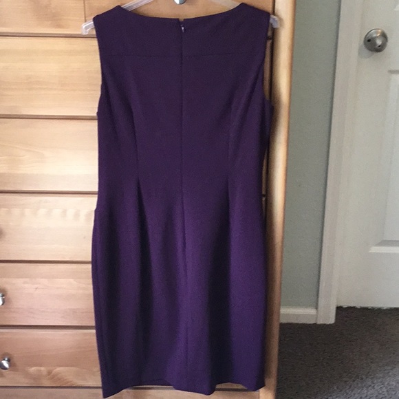 Calvin Klein sheath - plum/ purple Size 12 - Picture 2 of 2